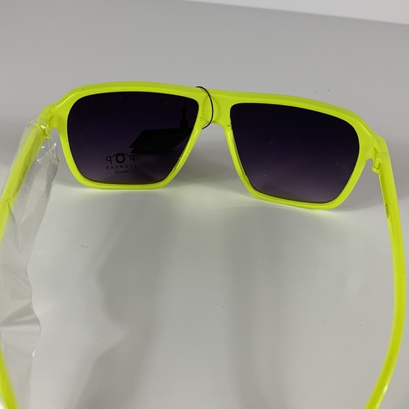 Authentic pop eyewear sunglasses. - Picture 3 of 4